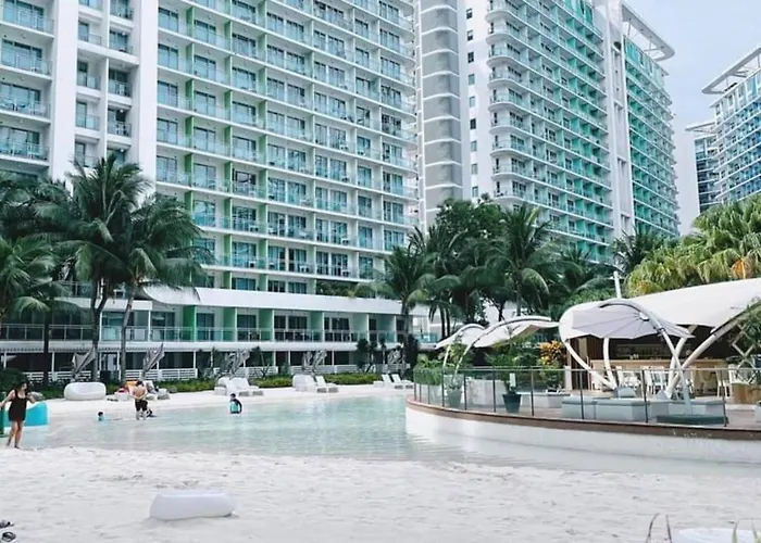 Cozy 1br Cityview With Balcony And Near Airport *